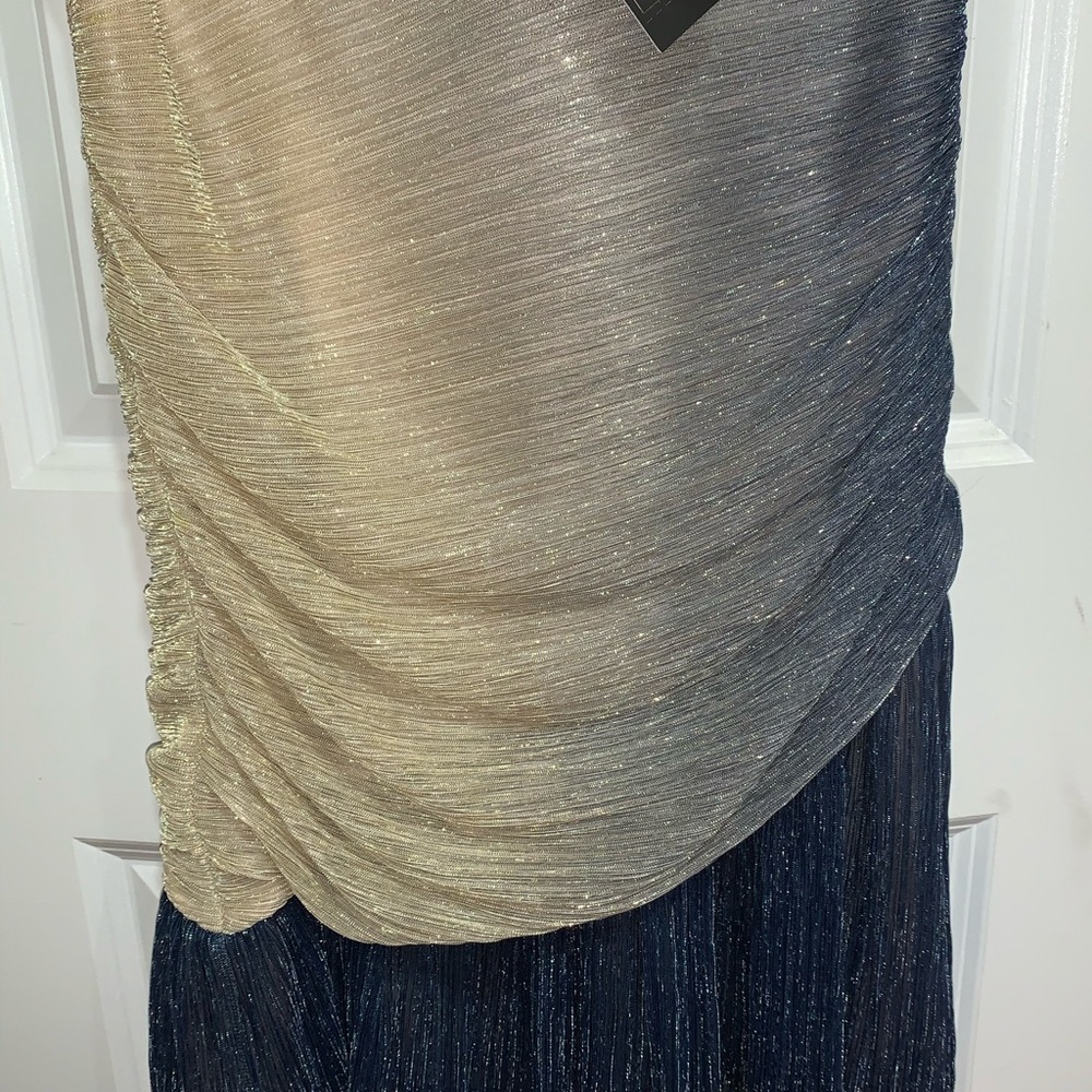 NEW ELEGANT DRESS - Picture 4 of 5